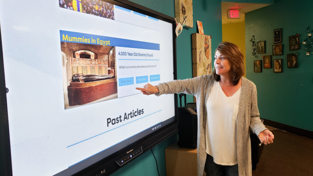 Teacher uses a world news article about mummies in Egypt to build students’ background knowledge.